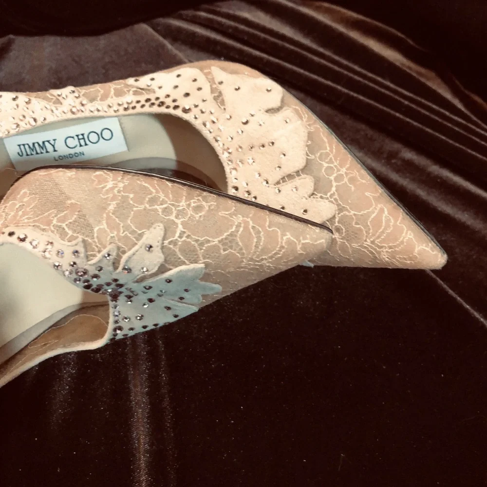 Jimmy Choo Women's Taupe Lace Pointed-Toe Pumps - Picture 13 of 14